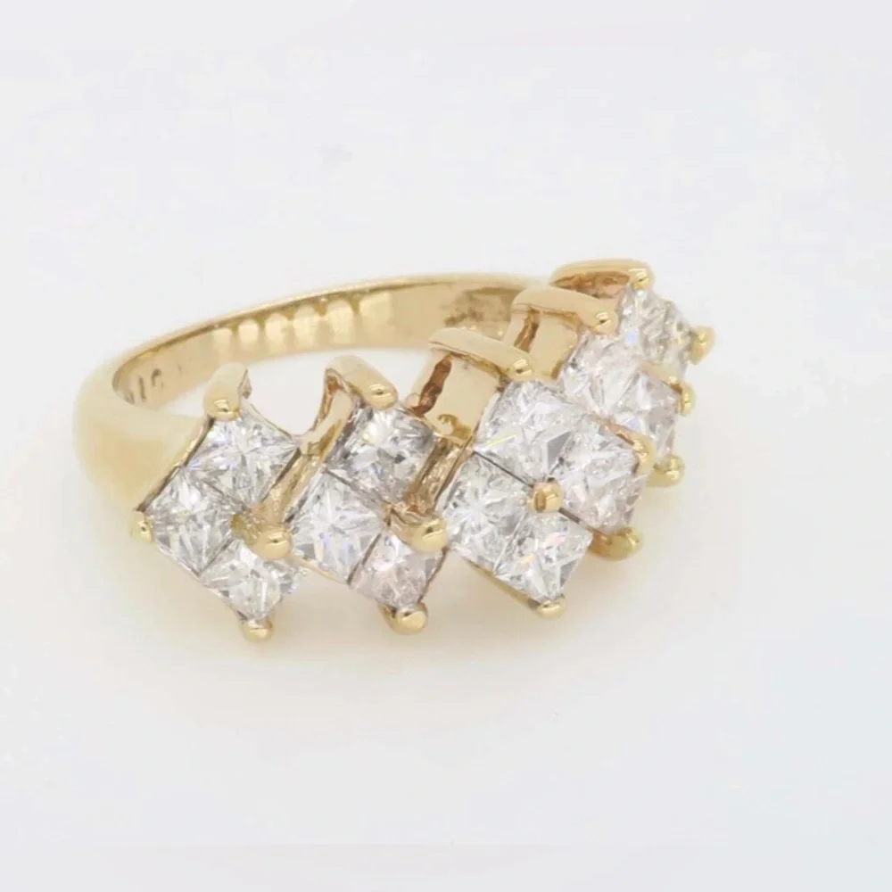 10k Diamond ring